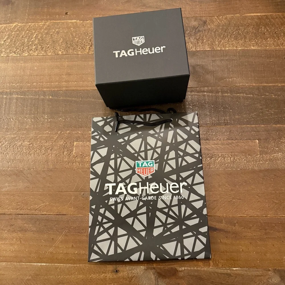 Stock TAG Heuer Black and Gray Packaging Set